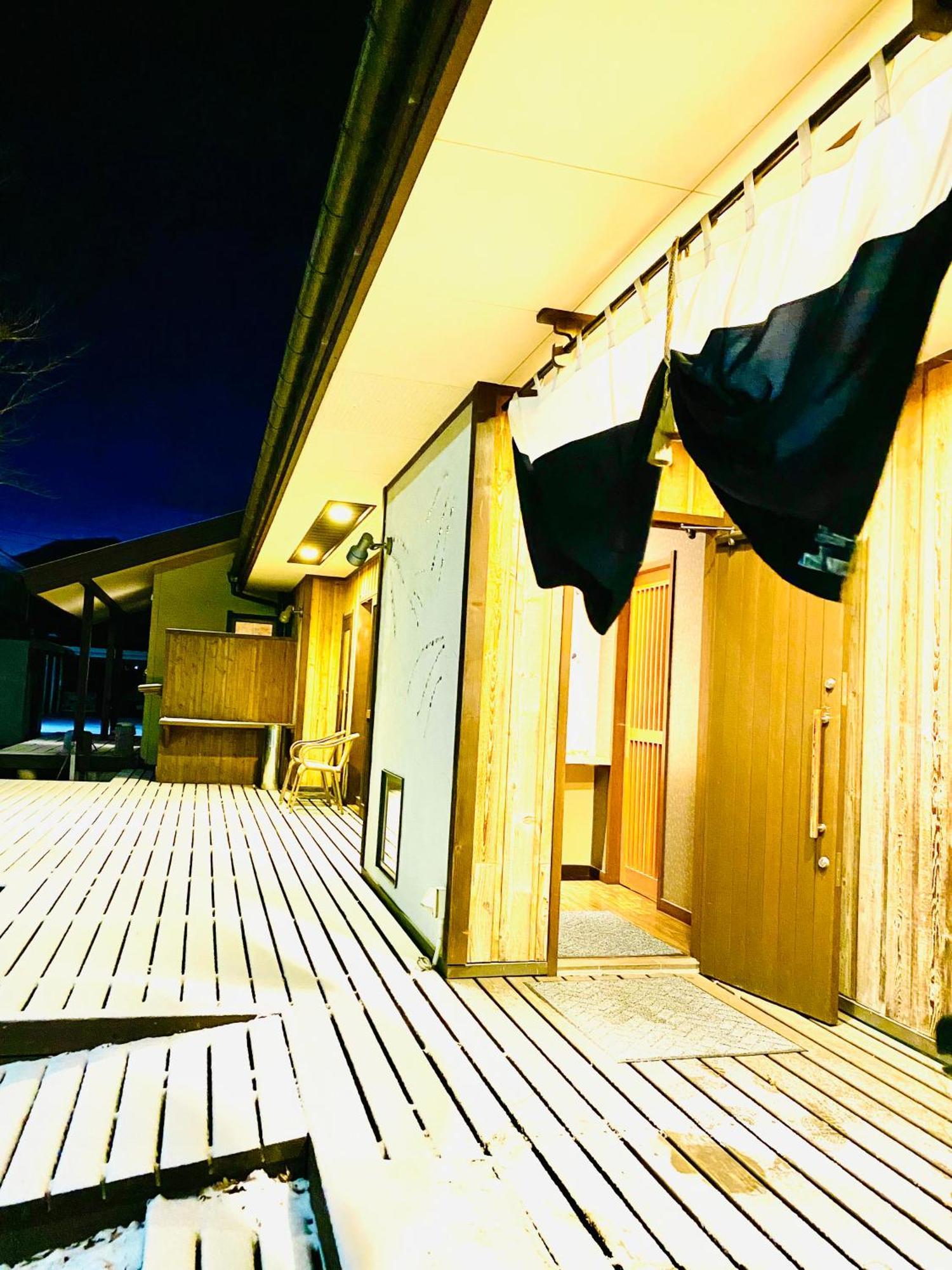Private Villa Ietona Fujikawaguchiko Bagian luar foto